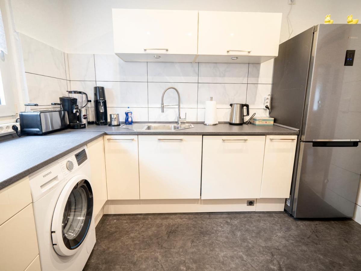 Truth Fuer 5 - King Size Betten, Kamin, Garten, Xxl Couch, Smart-Tv Dortmund Exterior foto